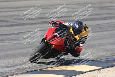 media/Oct-25-2025-Race Pace (Sat) [[47cce5476f]]/Non Verified (1st 20 Minutes of Every Hour)/1-Bowl (10am)/